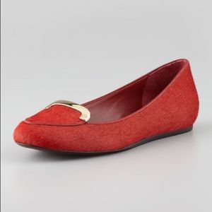 NWT Rare Tory Burch Calf Hair Jess Flats SZ 7 in Brick Red